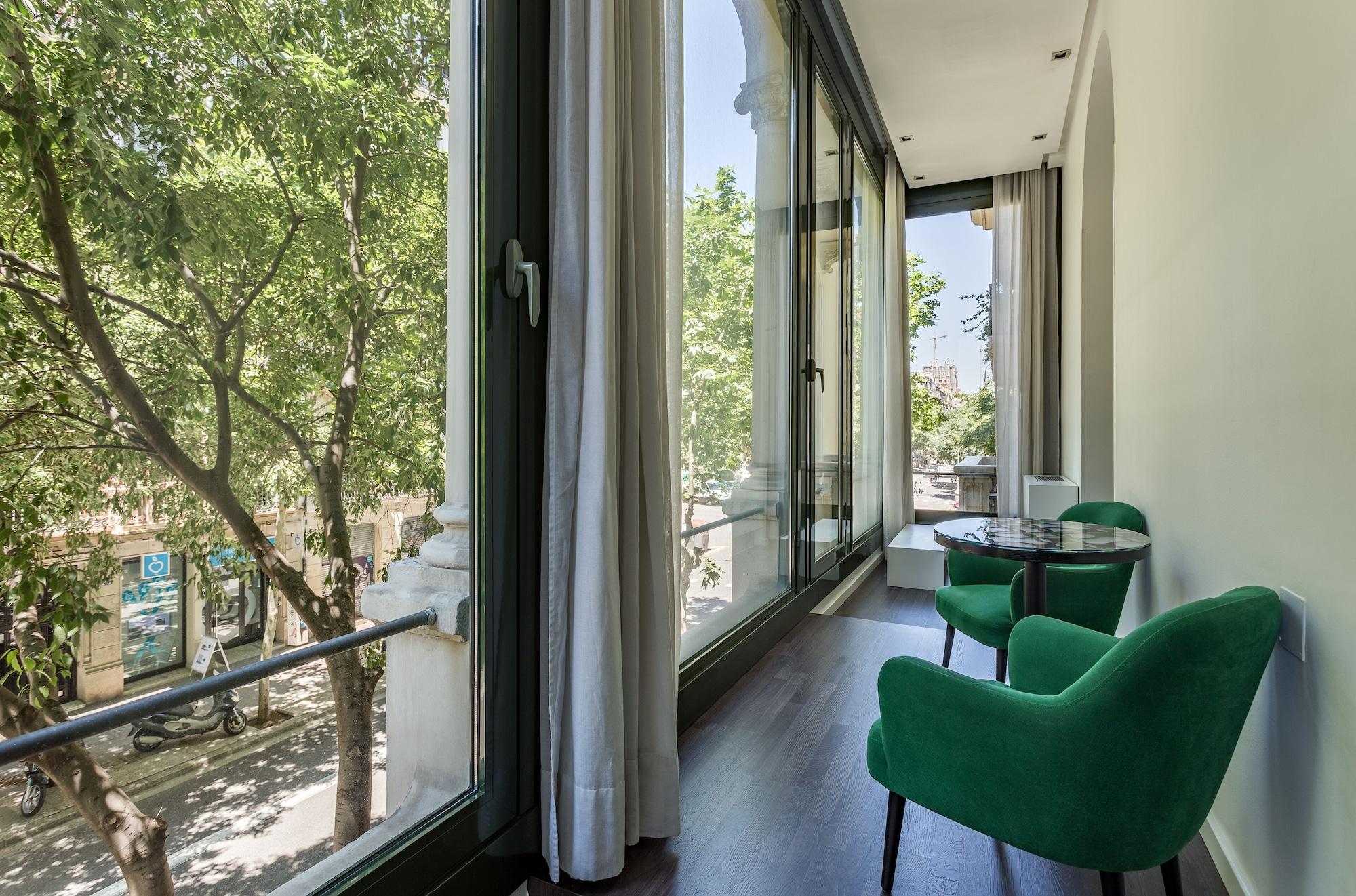 Mate Carla, 4* Barcelona