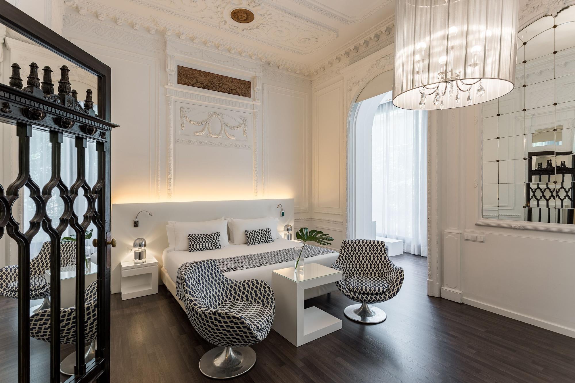 Mate Carla, 4* Barcelona
